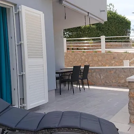 Irena Appartement *