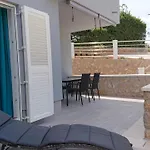 Irena Apartment *