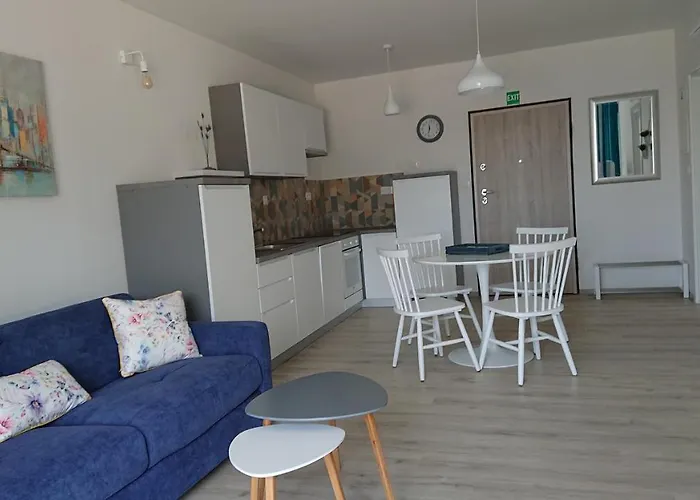Irena Apartman *