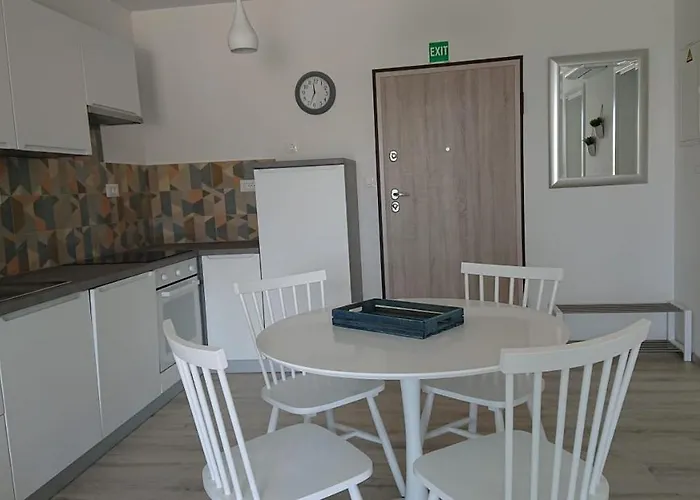 Irena Apartman *